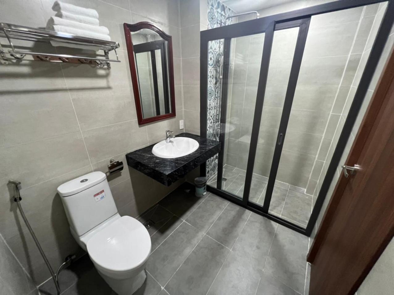 Hanh Trang Hotel Ho Chi Minh City Bagian luar foto